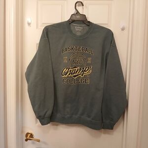 Urban Outfitters Golden Hour Sweatshirt Men's Size L/XL Olive